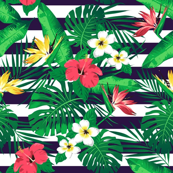 Flores tropicales y hojas sobre fondo rayado. Sin fisuras. Vector . — Archivo Imágenes Vectoriales