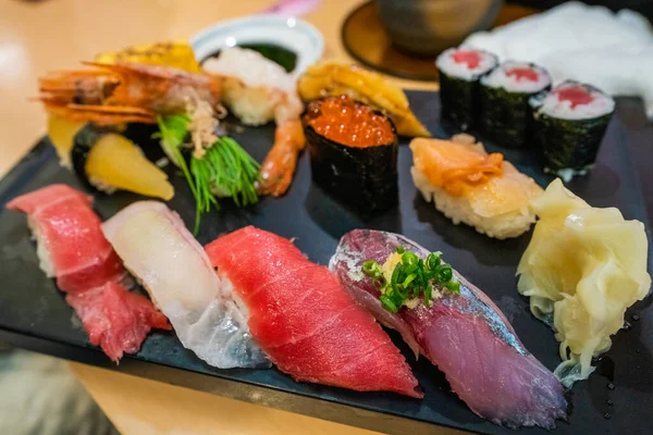 Japanese Style Sushi Set Variety Fish — Stock Photo, Image