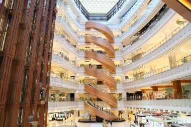 Shanghai-Temmuz 2015, 9 Shanghai New World alışveriş merkezi