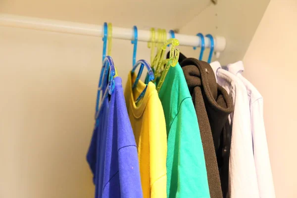 Garderob kläder — Stockfoto