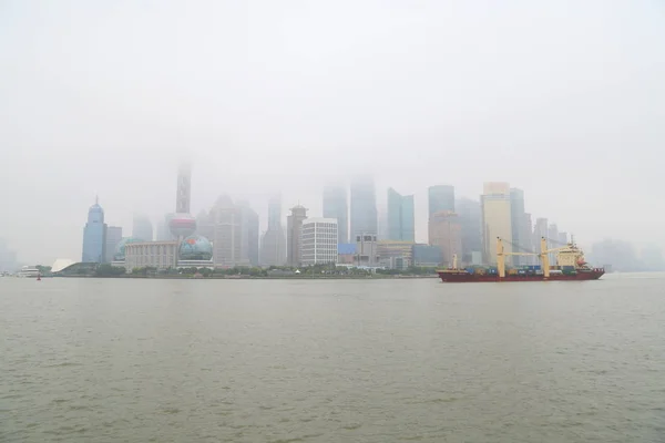 Pudong Lujiazui Shanghai Lipiec 2015, 9 — Zdjęcie stockowe