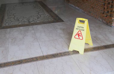 dikkat kat kat tabelada ıslak 