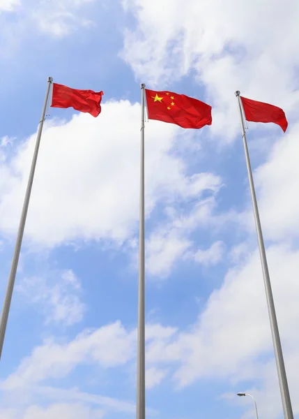 Китайский флаг — стоковое фото