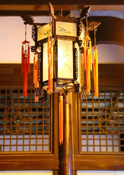 Chinese lanterns in house — Stock Photo, Image
