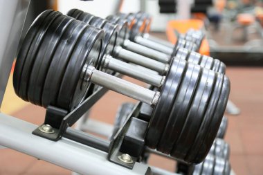spor salonu kapalı işareti