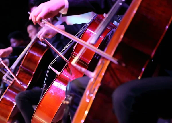 Cellospiel — Stockfoto