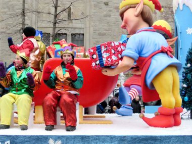 Toronto Santa Claus Parade parlak renkler 2016 