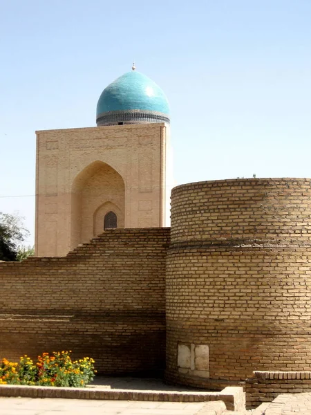Samarkand Bibi-Khanim Mausoleum September 2007 — Stockfoto
