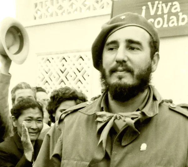 Yangiyer insanlar Fidel Mayıs 1963 memnuniyetle karşıladı — Stok fotoğraf