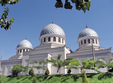 Taşkent Juma Camii üç cupolas Eylül 2007