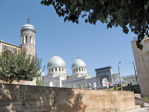 Tashkent Madrassah y Mezquita Septiembre 2007 — Foto de Stock