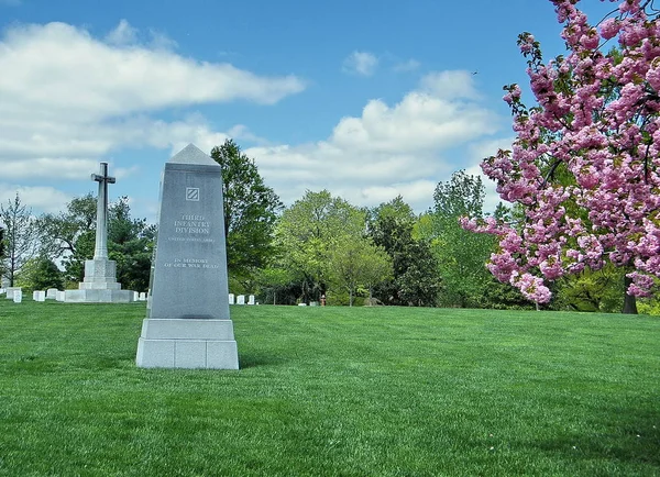 Arlington Cemetery Third Infantry Division Memorial 2010 — Stock Photo, Image