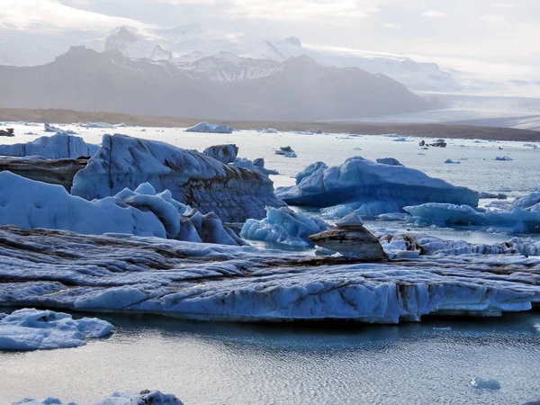 Izland a kilátás Jokulsarlon gleccser lagúna 2017 — Stock Fotó