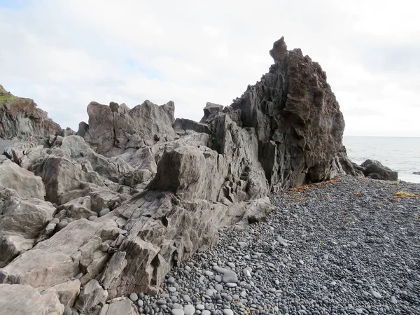 IJsland Londrangar basalt stenen 2017 — Stockfoto