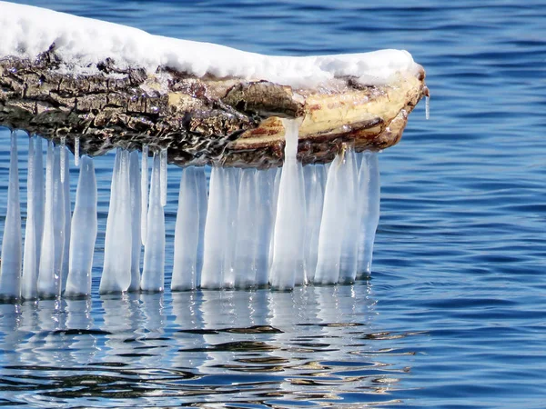 Toronto Lake os belos icicles 2018 — Fotografia de Stock