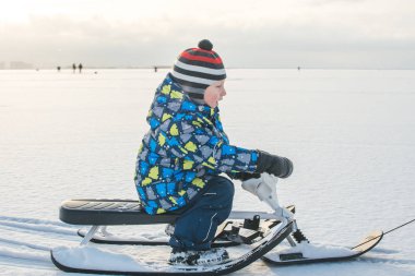 Kış soğuk hava kış yürüyüşleri için