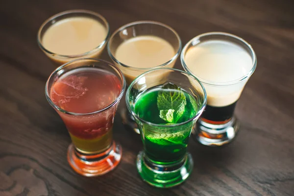 Alcohol en el bar — Foto de Stock