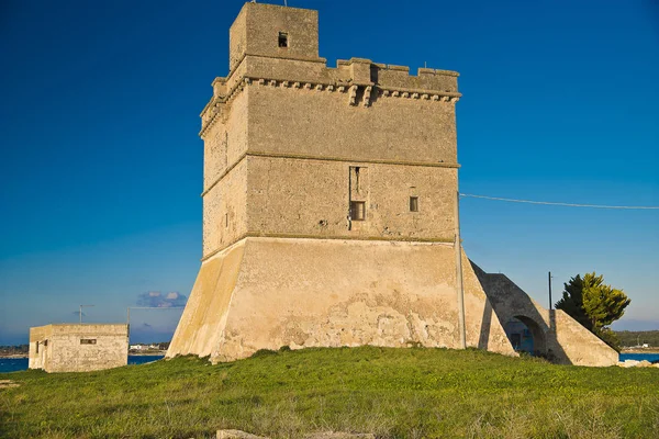 Torre de vigilancia costera de St. Isidore Nard (Lecce) Sur del Adriático — Foto de Stock