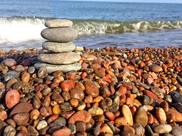 Zen pedras na praia — Fotografia de Stock