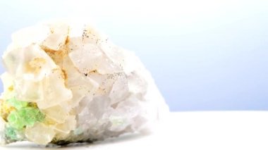 bir dönüş tablo fluorit