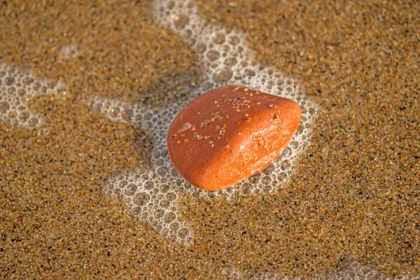 Pebble steen op een strand — Stockfoto