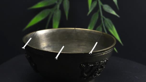Acupuncture Needles Antique Chinese Bowl — Stockvideo