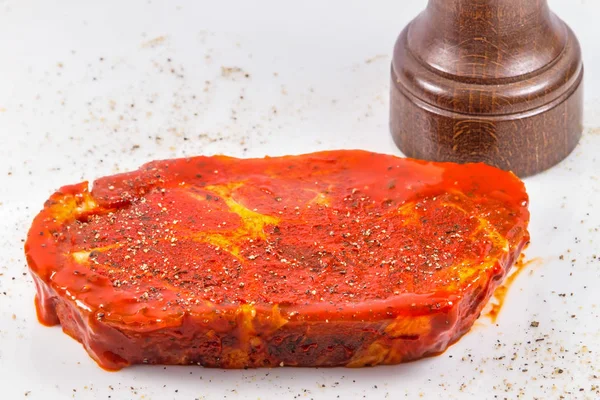 Raw marinated pork neck with pepper — 스톡 사진