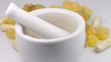 Olibanum, pieces with olibanum capsules