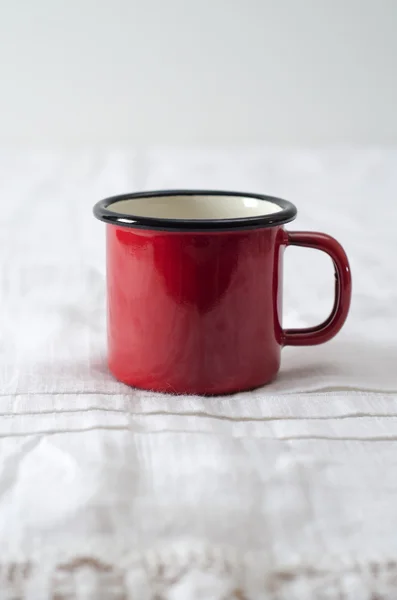 Tazza rossa in cucina — Foto Stock