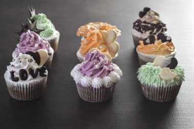 Sevgililer cupcakes aşk