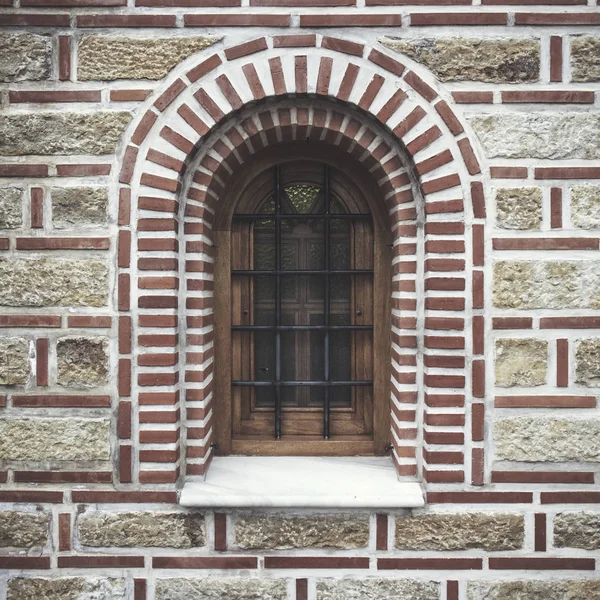 The ancient rounded window — Stock Photo, Image