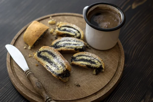 Nasiona maku domowe ciasta i kawa — Zdjęcie stockowe