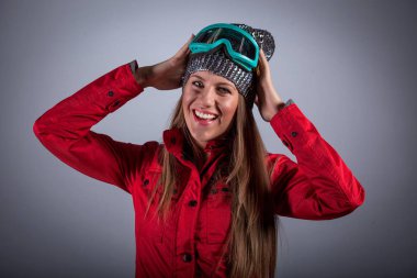  Kış kız kar kürk kapaklı