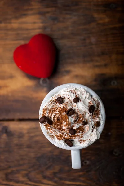 Kaffe på det gamla konceptet bakgrund, kärlek och romantik — Stockfoto