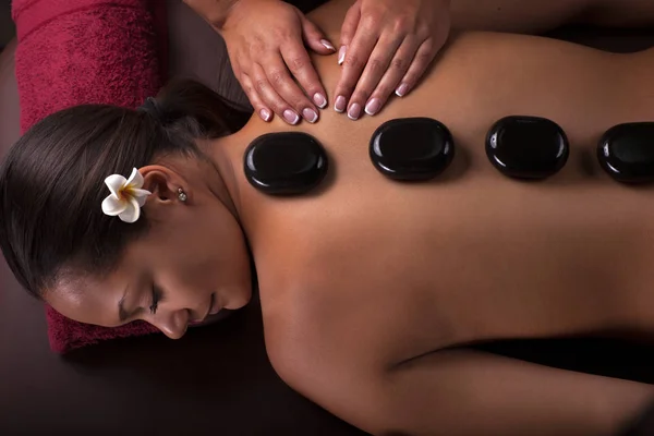 Asian woman.Spa treatment and massage — Stock Photo, Image