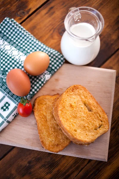 Pane tostato francese e uova — Foto Stock