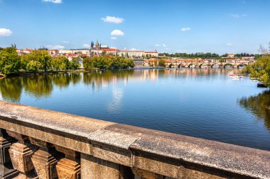 Vltava Nehri, görünümü Bridge, Prague, Çek Cumhuriyeti