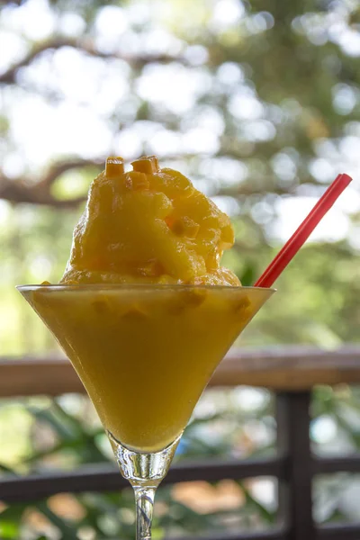 Zmrazené Mango Daiquiri — Stock fotografie