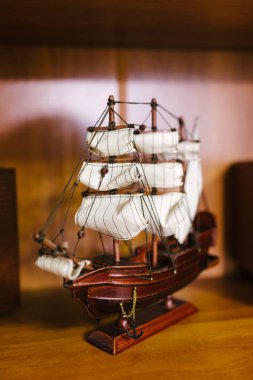 Ahşap tekne yelkenli