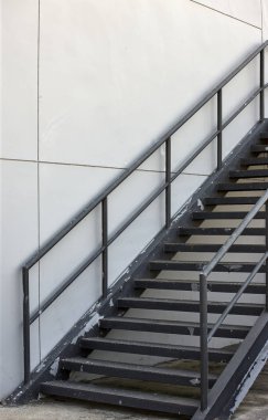 metal yangın merdiveni