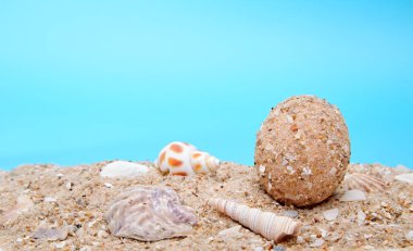 Sahilde paskalya yumurtaları