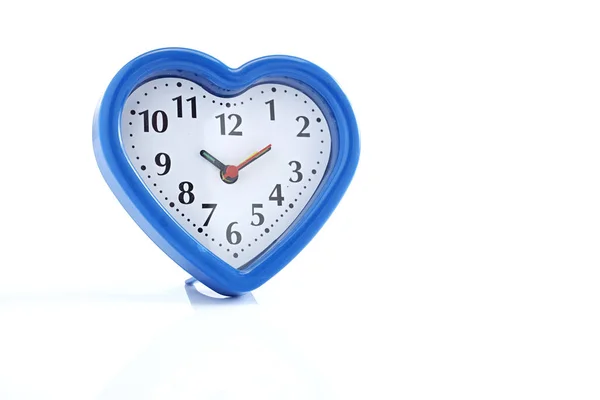Relógio Alarme Coração Azul Branco — Fotografia de Stock