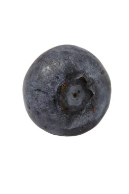 Kırpma yolu ile beyaz arka plan üzerinde izole taze yaban mersini