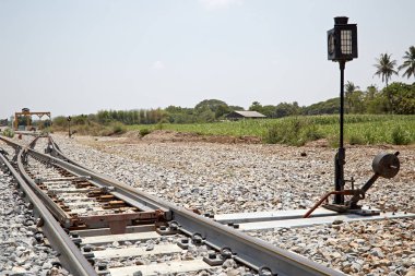 Rayların dönüm noktası