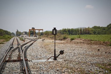 Rayların dönüm noktası