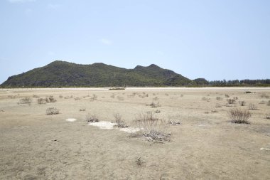 Çöl dağlar arka planda, sam ROI yod Milli Parkı Tayland ile