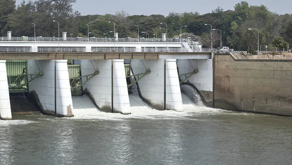 Mae Klong Dam Stopt Waterstroom Van Mae Klong Rivier Tha — Stockfoto