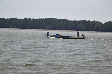 balıkçı tekne, Chanthaburi net tarafından bir balık yakalamak