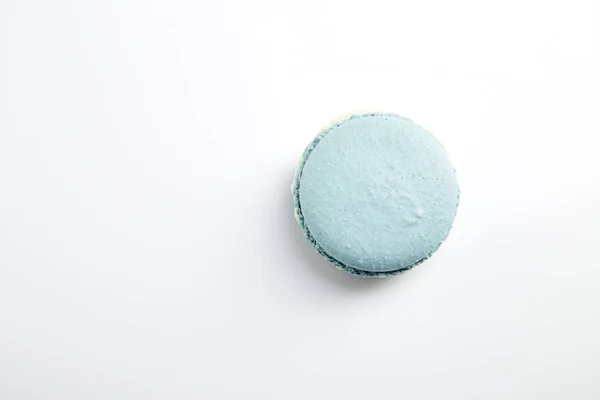 Franska Blå Macarons Vit Bakgrund — Stockfoto