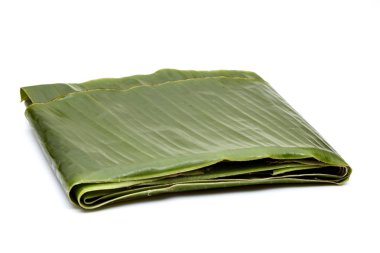 Beyaz arkaplanda muz yaprağı